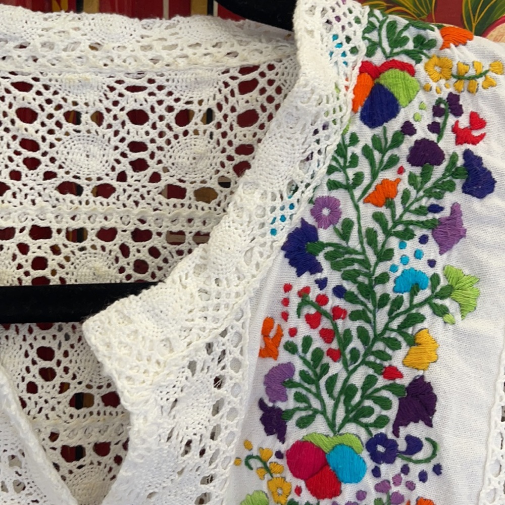 Embroidered Top - Picture 4 of 8